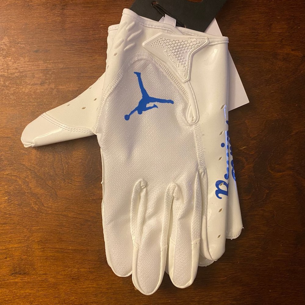 Nike Vapor Jet NCAA UCLA Bruins Jordan Receiver Football Gloves DX5183-153 XXXXL